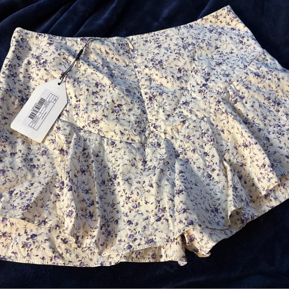 English Factory Pants - Floral Print Mini Skort - Cream with Purple Blossoms